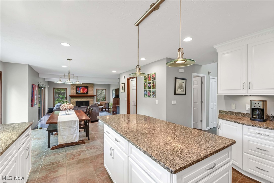 236 Seaward Way, Avon Lake, Ohio image 14