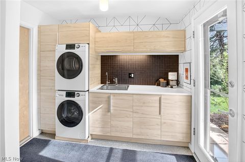 Tiny photo for 463 Queenswood Drive, Bay Village, OH 44140 (MLS # 5202965)