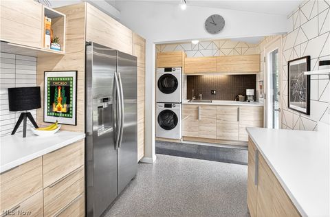 Tiny photo for 463 Queenswood Drive, Bay Village, OH 44140 (MLS # 5202965)