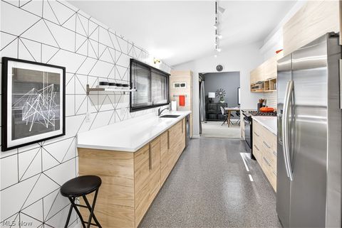 Tiny photo for 463 Queenswood Drive, Bay Village, OH 44140 (MLS # 5202965)