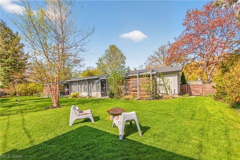 Tiny photo for 463 Queenswood Drive, Bay Village, OH 44140 (MLS # 5202965)