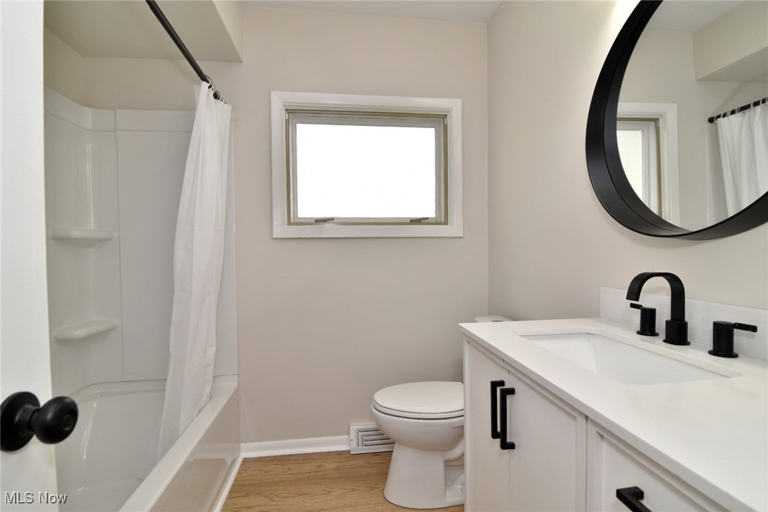 Gates Mills Blvd Estates - Residential