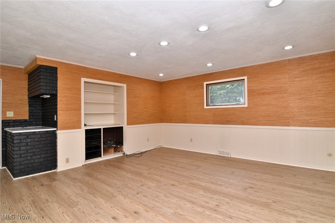 Gates Mills Blvd Estates - Residential