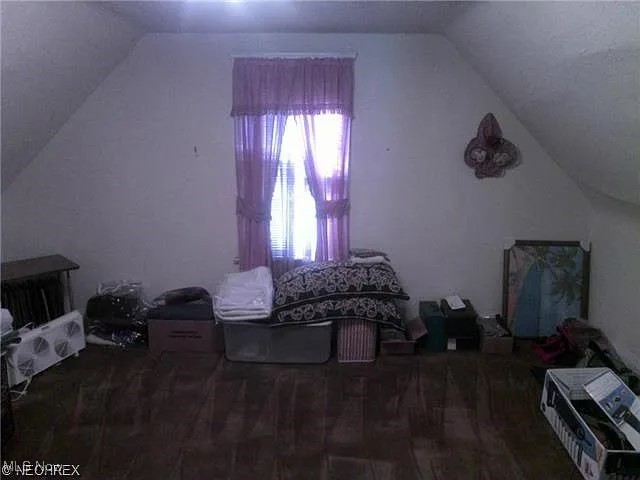 W J Crawford & Jas Parmelees - Residential Lease