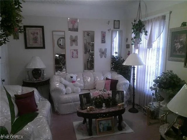 W J Crawford & Jas Parmelees - Residential Lease