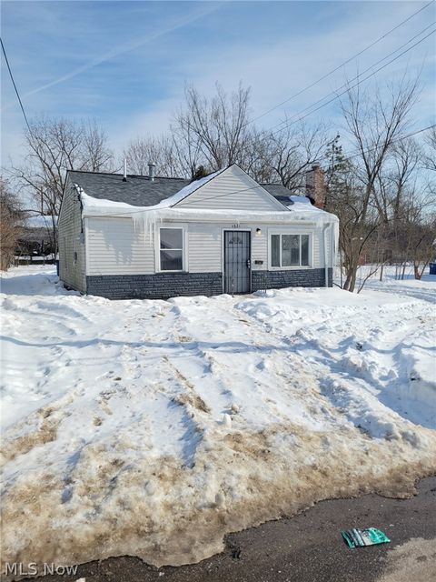4821 E 173 Street Cleveland OH 44128