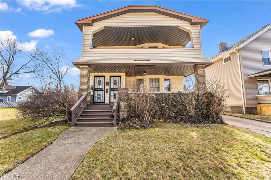 14614 Glendale #2, Cleveland- Spacious 2 bedrooms 1 bath multi family home. //

$790 rent / $790 deposit //
$49 application fee per adult //
NO SMOKING //
1 time $129 non-refundable set up fee paid at lease signing //

$30/month required resident benefit package; can include personal property/liability insurance for an additional $5/month for $35/month total. //

All applicants are required to fill out a PetScreening app, found on our website directly on the app before being processed. Even if you have NO pets - this app must be filled out. One-time, non-refundable pet fee of $200-300 per animal applies to all pets & must be paid prior to or when you pay your first month rent. (No fee for qualified assistance animals). //

Our app is processed through secure site: Findigs, they require ID & income verification. W/O this, your app will not be processed. They offer24/7chat support on their app directly for questions. //

Charming and inviting 2 bedroom 1 bathroom unit duplex