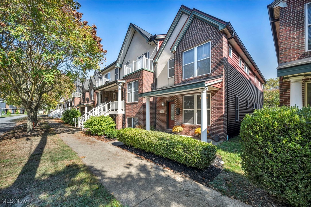 2001 W 58th Street