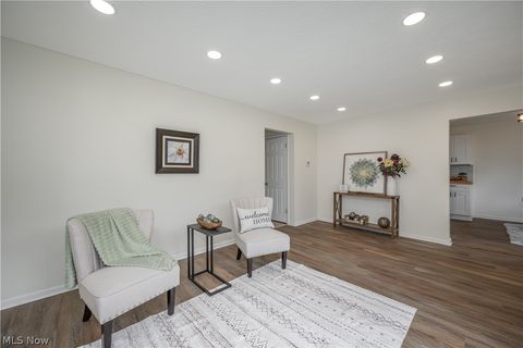 Tiny photo for 1323 29th Street NE, Canton, OH 44714 (MLS # 5203553)