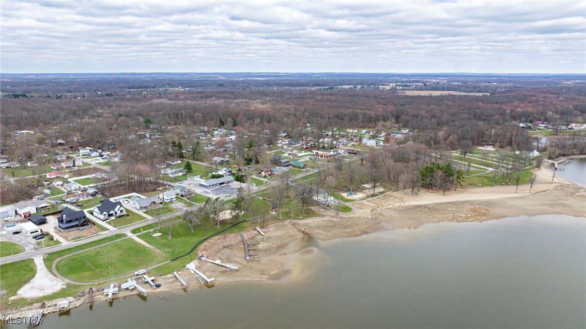 Afton Avenue, Lake Milton, Ohio image 12