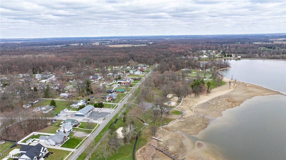 Afton Avenue, Lake Milton, Ohio image 11