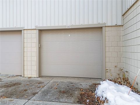 Tiny photo for 540 Meredith Lane, Cuyahoga Falls, OH 44223 (MLS # 5177218)