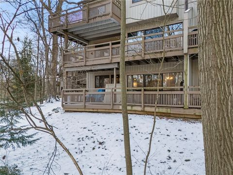 Tiny photo for 540 Meredith Lane, Cuyahoga Falls, OH 44223 (MLS # 5177218)