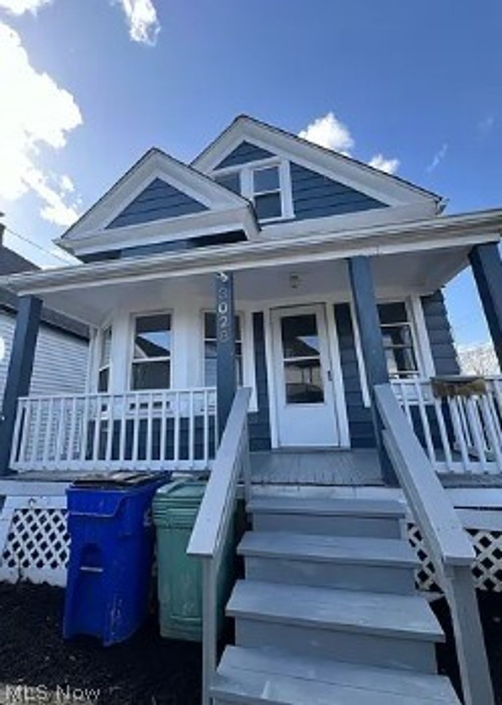 Photo of 3028 W 104th Street, Cleveland, OH 44111 (MLS # 5212665)