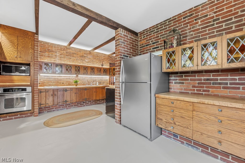 Kenilworth Manor - Residential