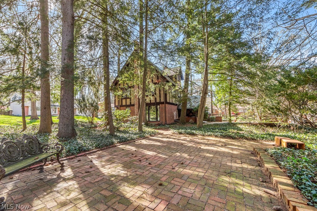 Kenilworth Manor - Residential