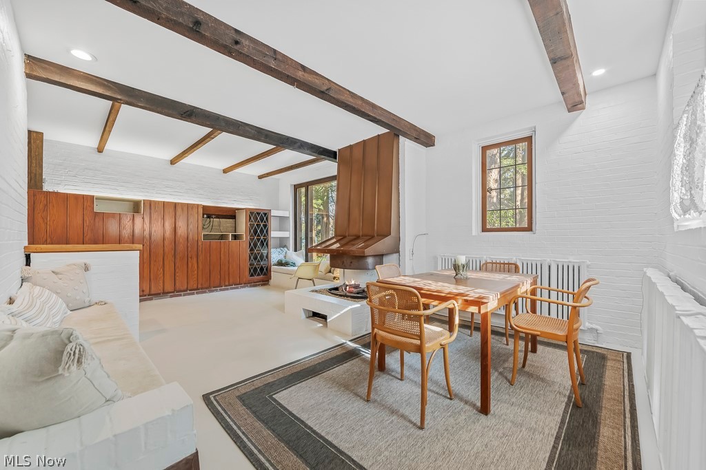 Kenilworth Manor - Residential