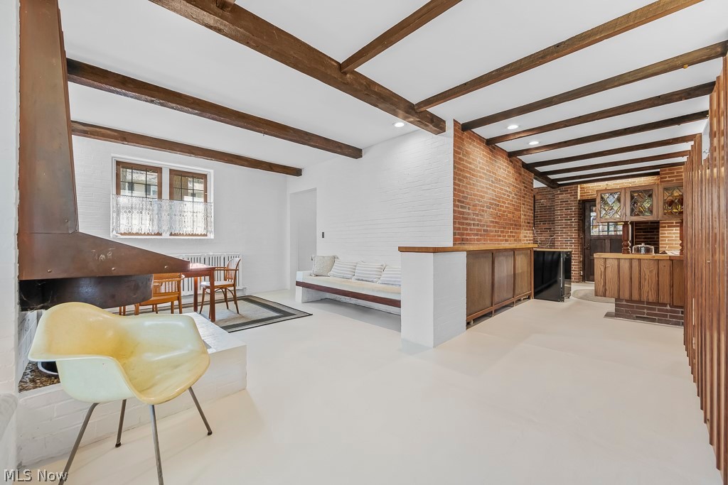 Kenilworth Manor - Residential