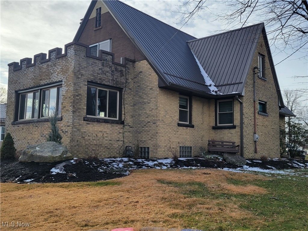 Photo of 539 Dewey Avenue, Cadiz, OH 43907 (MLS # 5178251)