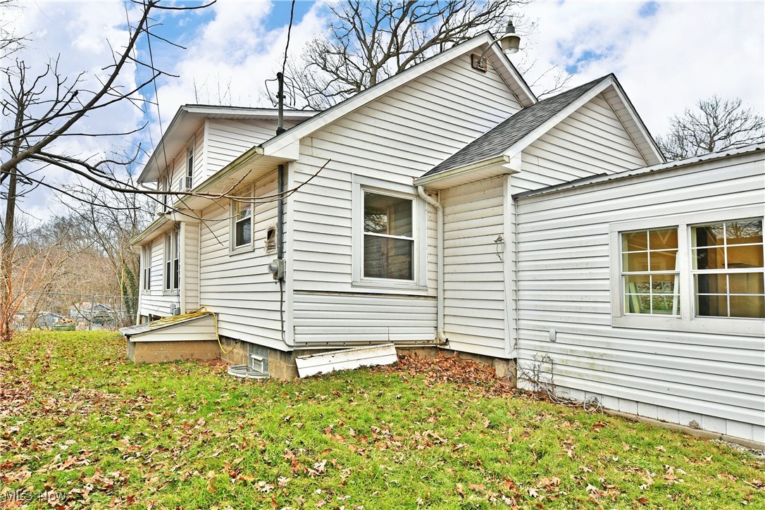 529 Potic Drive, Leavittsburg, Ohio image 9