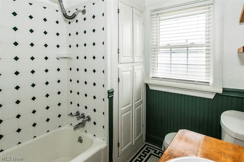 Tiny photo for 1580 Chesterland Avenue, Lakewood, OH 44107 (MLS # 5187861)