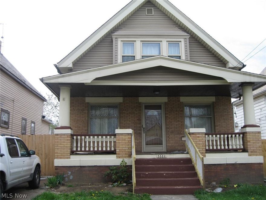 Once in awhile that house comes along that takes your breath away, well this is it !!!!!! A Perfectly Renovated Three Bedroom Brick/Vinyl Bungalow.  
The First Level has a very super sized Living Room and a Open Floor plan with a CUSTOM Kitchen with loads of cabinets and Granite counter tops!!!!! A formal Dinning room and FULL bath. The second Level has a MASTER BEDROOM with a on suite bath that has high end fixtures$$$$$$ also two other bedrooms. The Gorgeous Lower level has a FULLY tiled floor and a Super Laundry room and another FULL Bath that anyone would love to have as their main bath or in suite.  The walls all have Soft/Warm colors and this home over all is over improved but the price is  LOWER than alot of homes in the area. This home also offers a PRIVATE back yard with a Newer Two car Garage and openers, a third parking space with roof a pond and over all very special place.