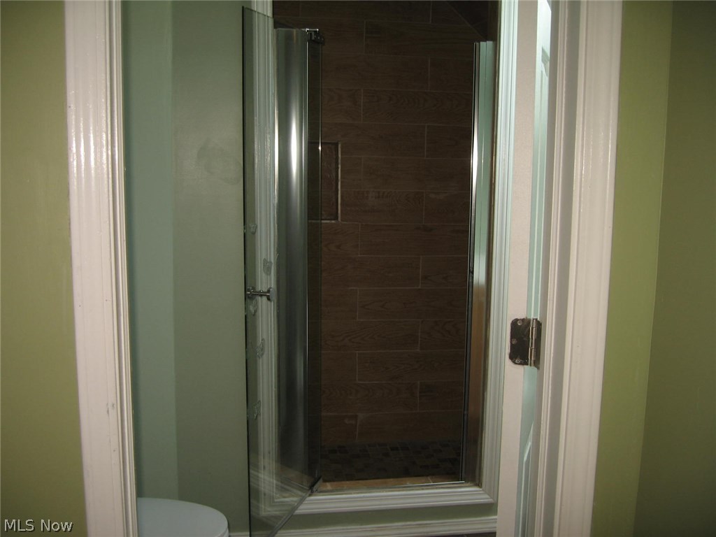 August Hands - Residential