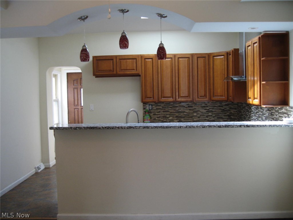 August Hands - Residential