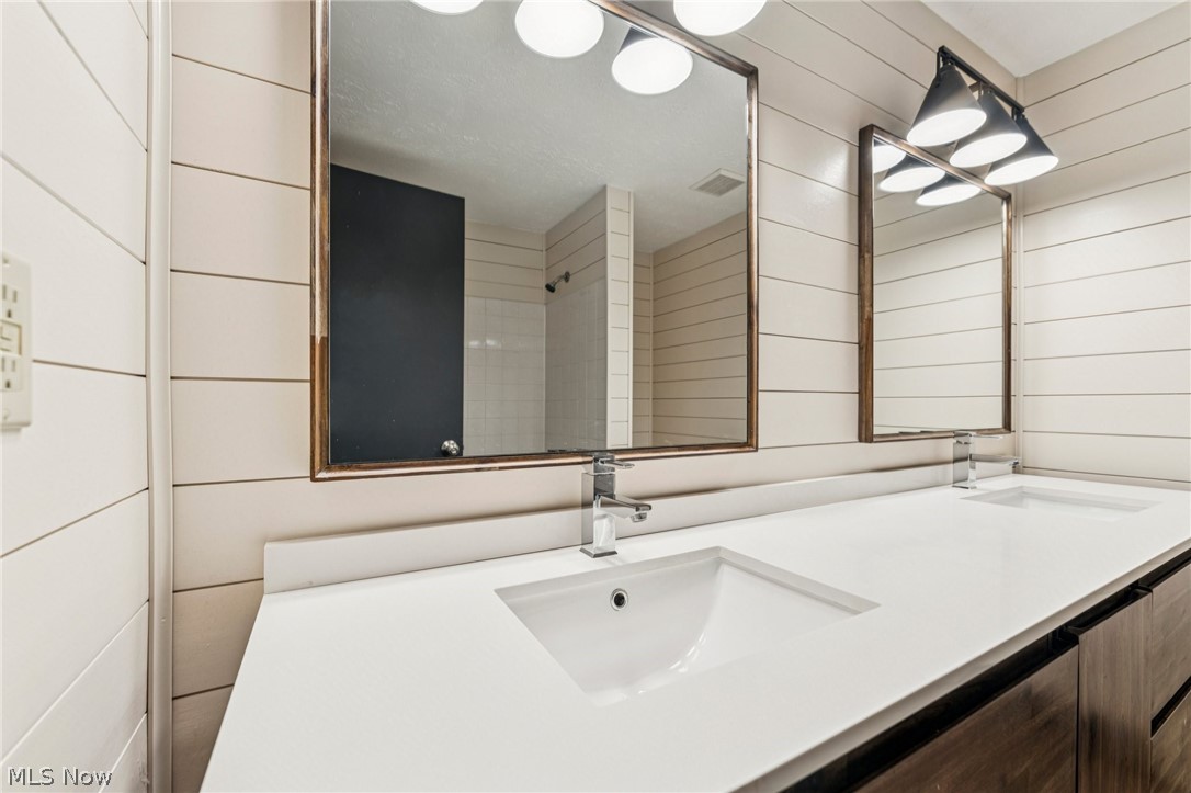 Webster Woods 01 - Residential