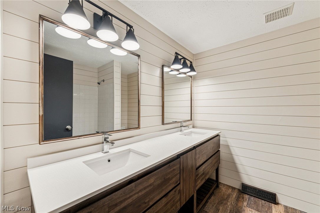 Webster Woods 01 - Residential