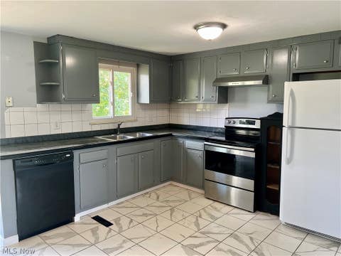 Tiny photo for 517 Deerwalk Highway HWY, Waverly, WV 26184 (MLS # 5239616)