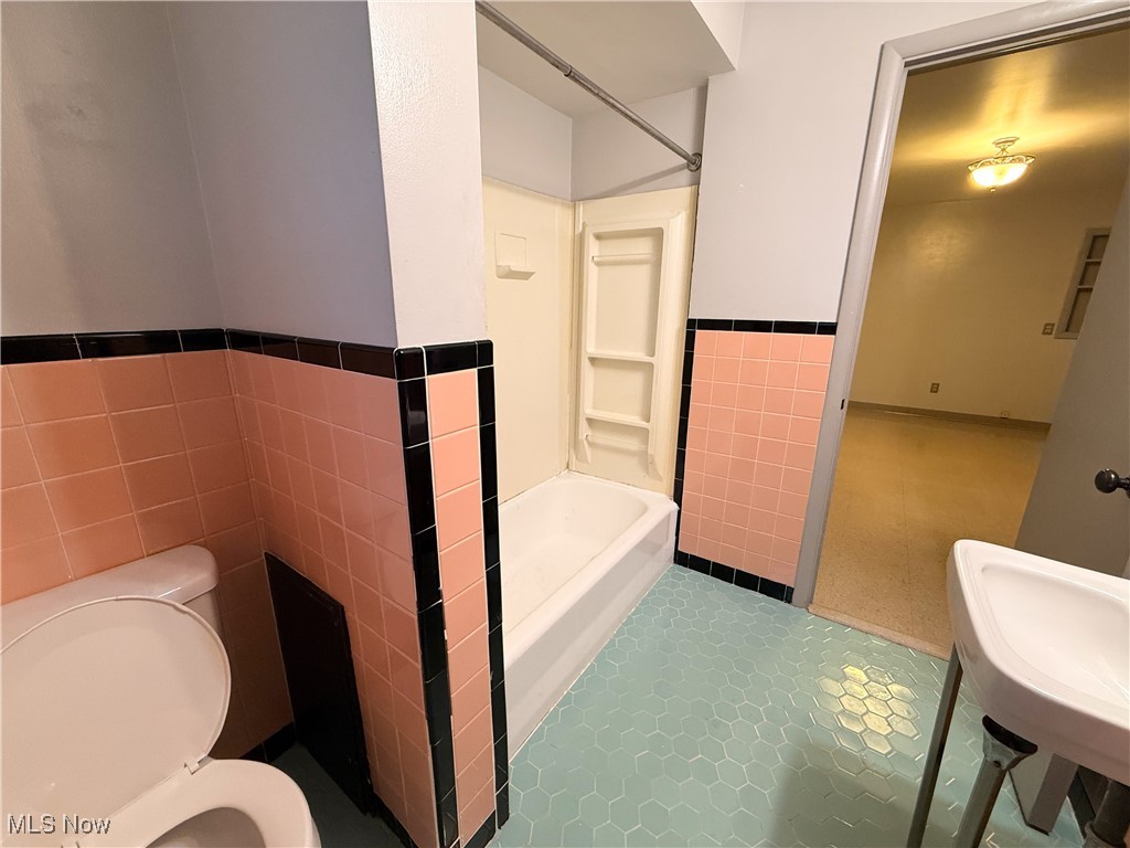 Heath Heights - Residential Lease