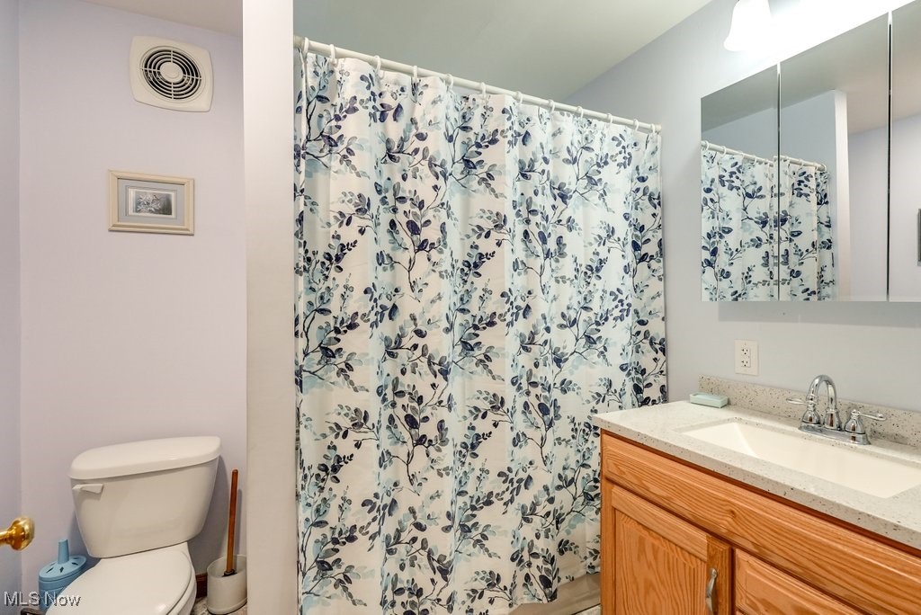 105 W Oak Street, West Salem, Ohio image 21