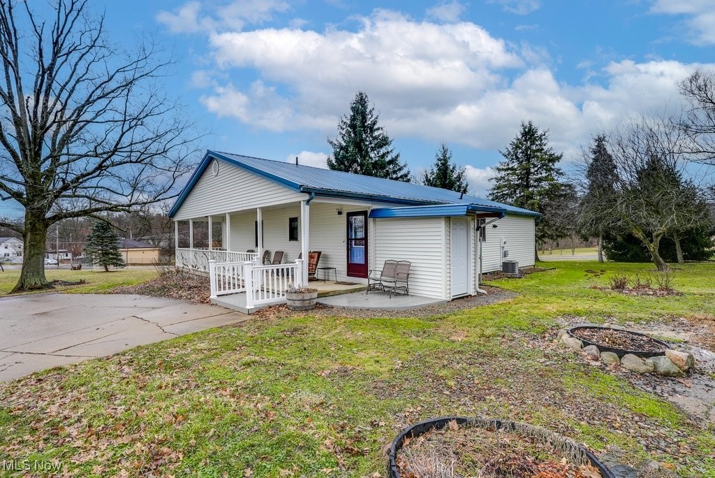 105 W Oak Street, West Salem, Ohio image 4