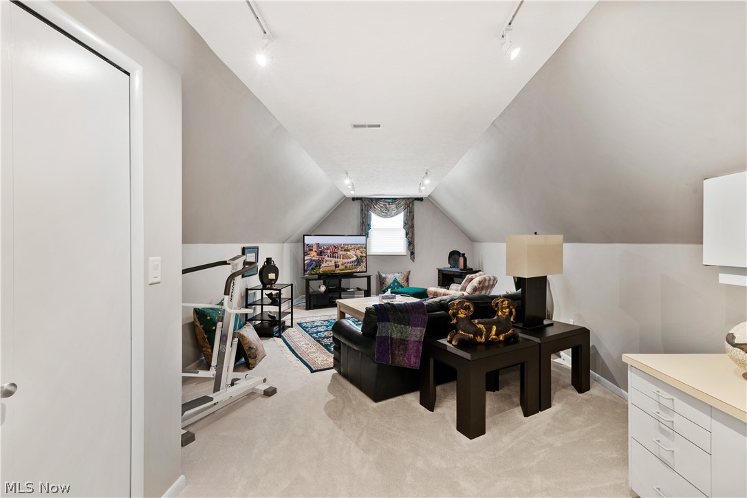 Forest Cove Condo - Residential