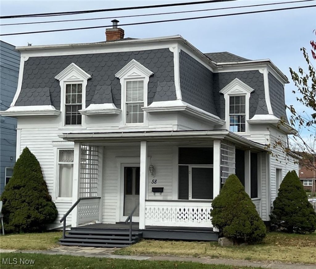 Photo for 58 W Main Street, East Palestine, OH 44413 (MLS # 5081826)