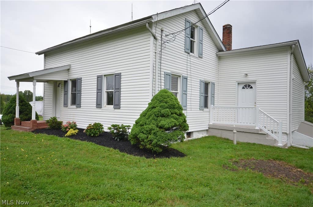 Photo of 989 Industry Road, Atwater, OH 44201 (MLS # 5215702)