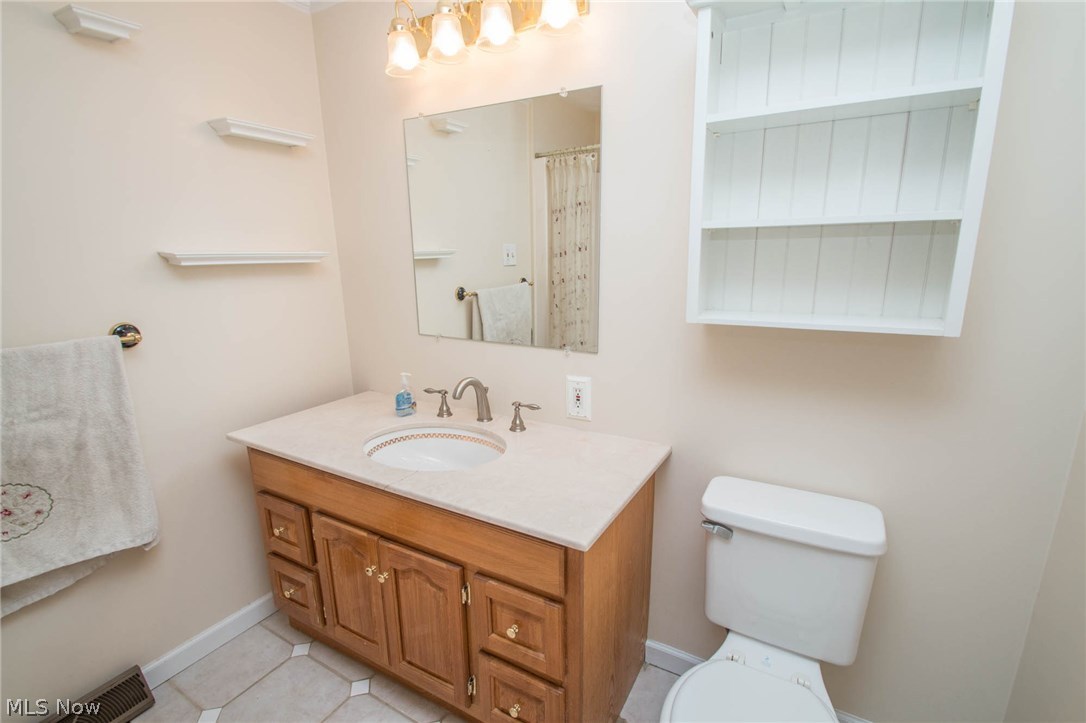 Breezy Hill 01 - Residential