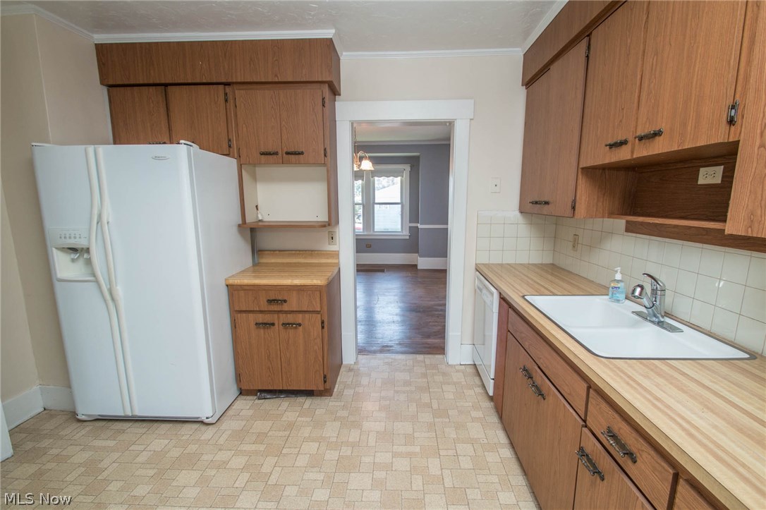 Breezy Hill 01 - Residential