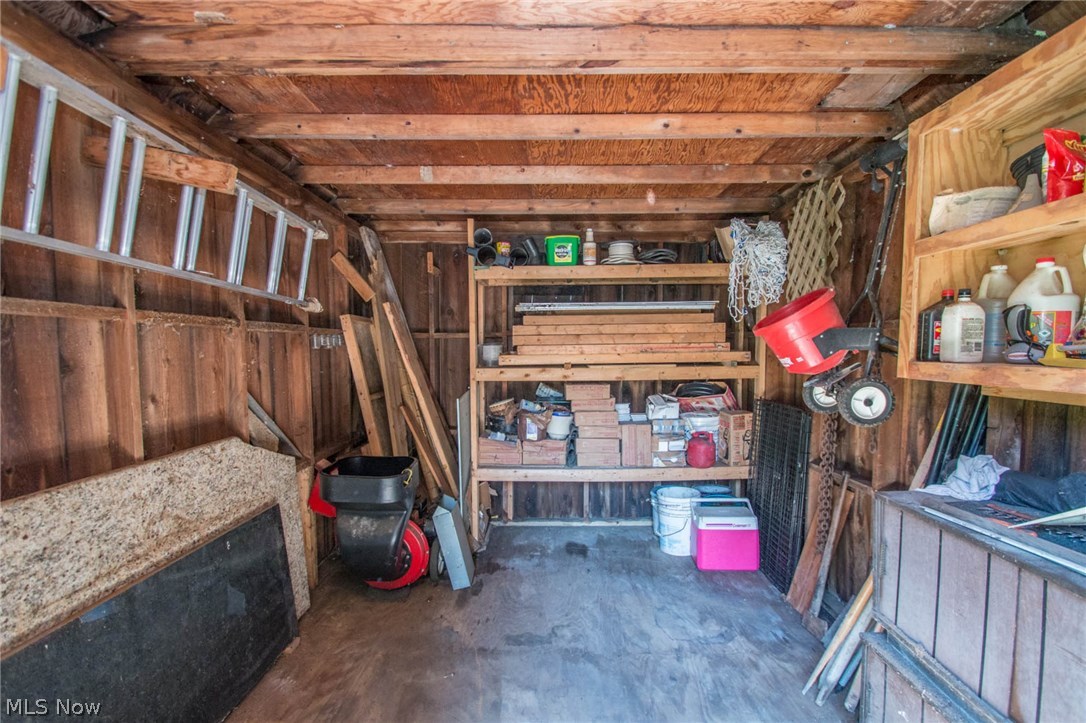 Breezy Hill 01 - Residential