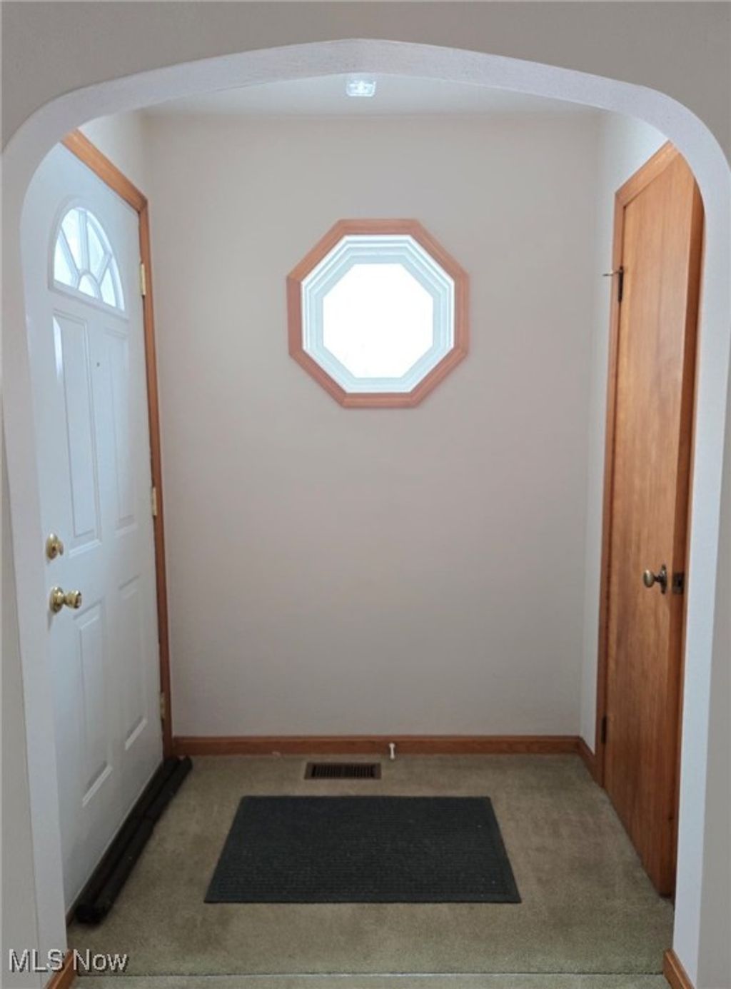 Photo of 6093 Elyria Avenue, Elyria, OH 44035 (MLS # 5177494)