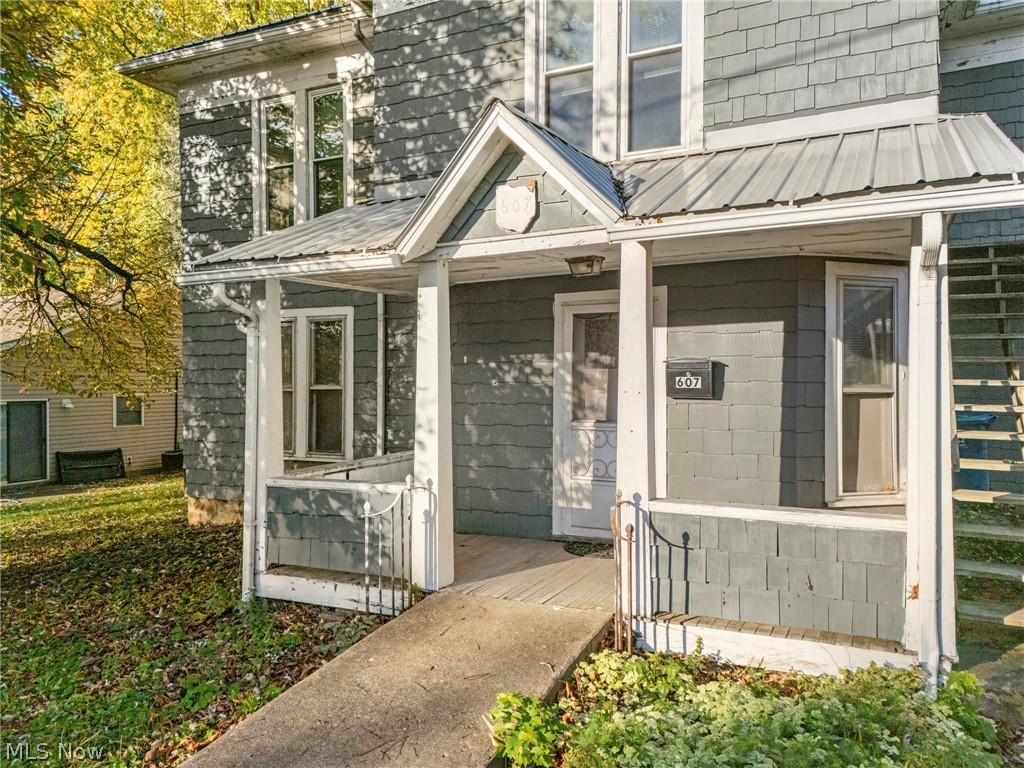 607 N Mulberry Street