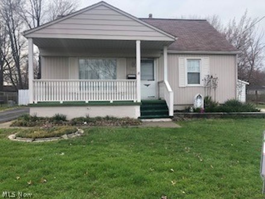 This quaint home is waiting for its new owner. This home has 3-4 bedrooms, a large kitchen, living room, dining room, full basement, and central air. Kitchen appliances stay. Garage has extra sun room. Nice backyard. Basement also has shower and toilet.