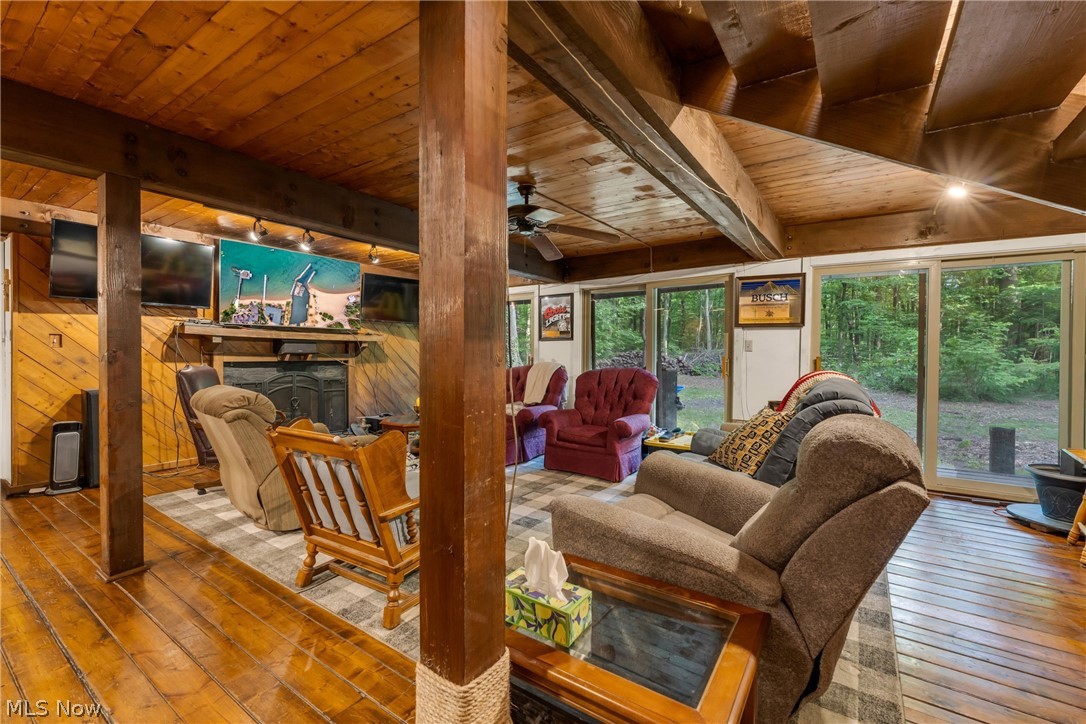 Farnham Acres - Residential