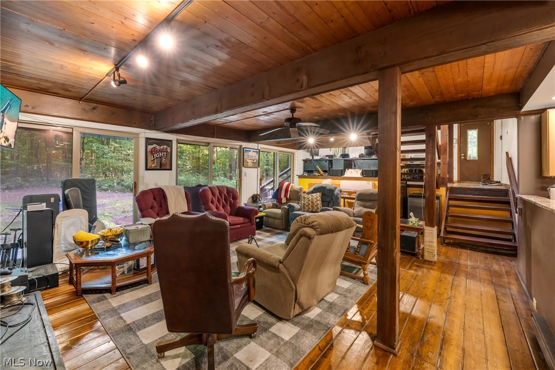 Farnham Acres - Residential