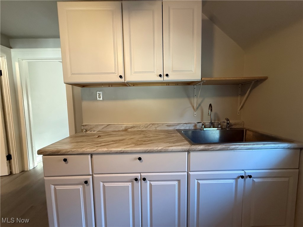 James Hoyts Add - Residential Lease