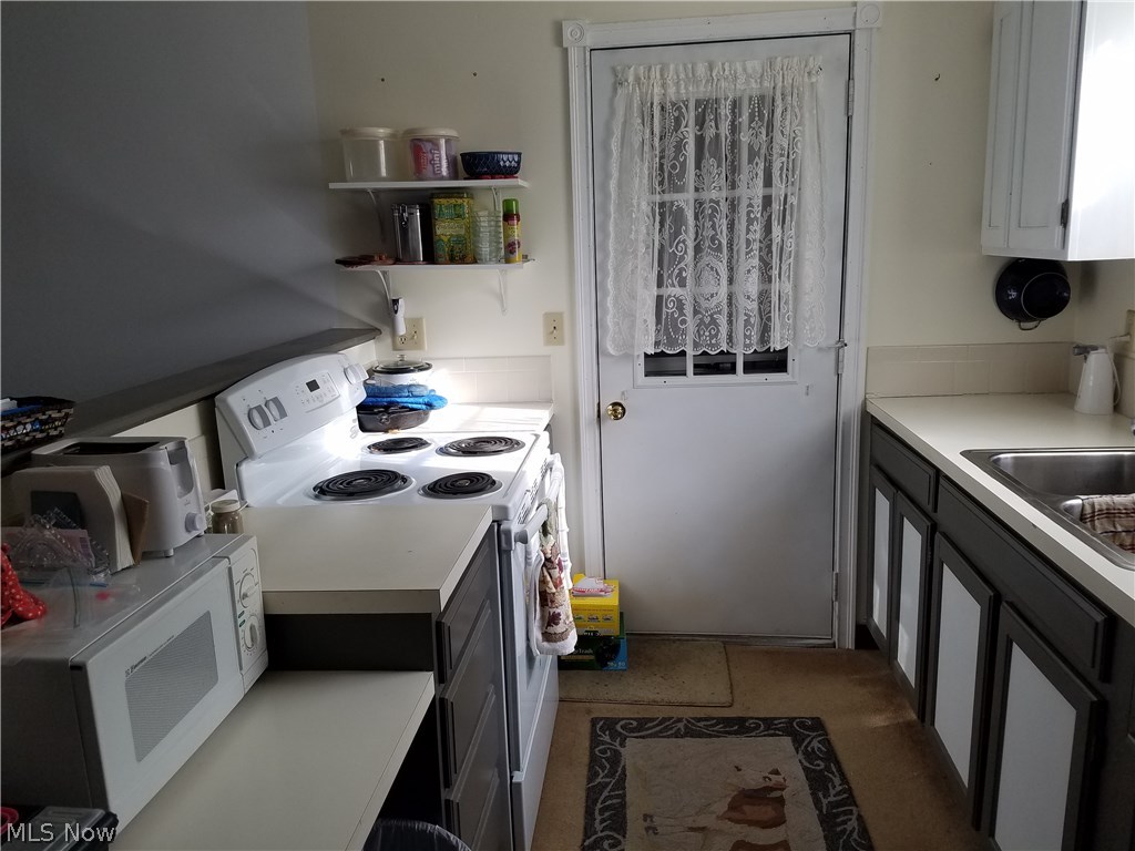 Cambridge Square Condo - Residential