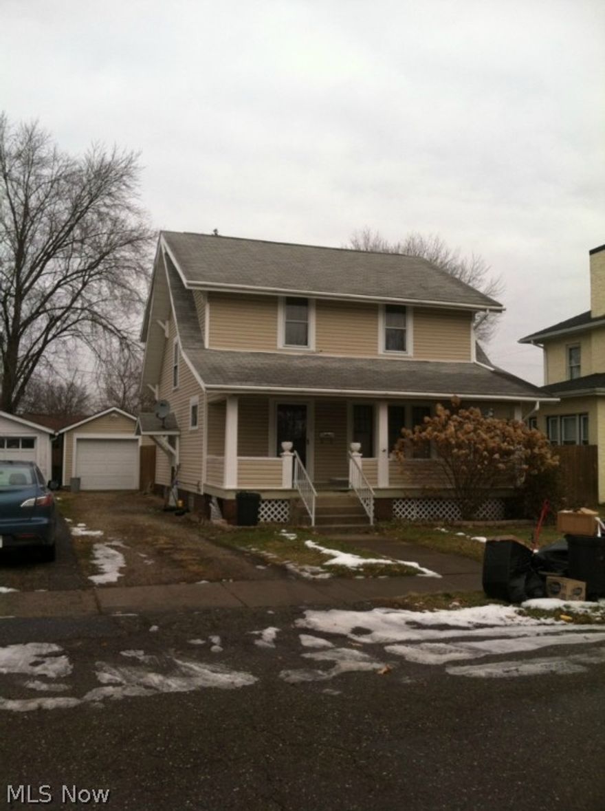 3 bedroom, 1 1/2 bath home with fenced in yard. Newer furnace, electric, hot water tank, vinyl siding & plumbing. Detached garage. Some minor TLC will make this an ideal home with built in equity. Priced to sell.