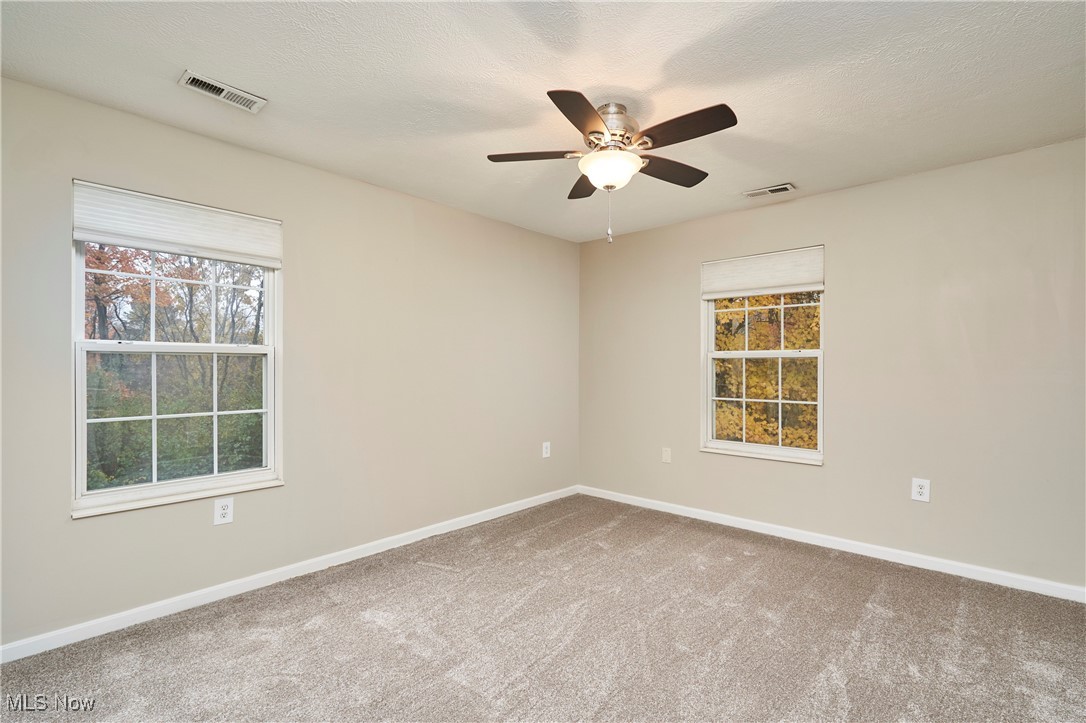 Lenox Village Condo Ph 02 - Residential