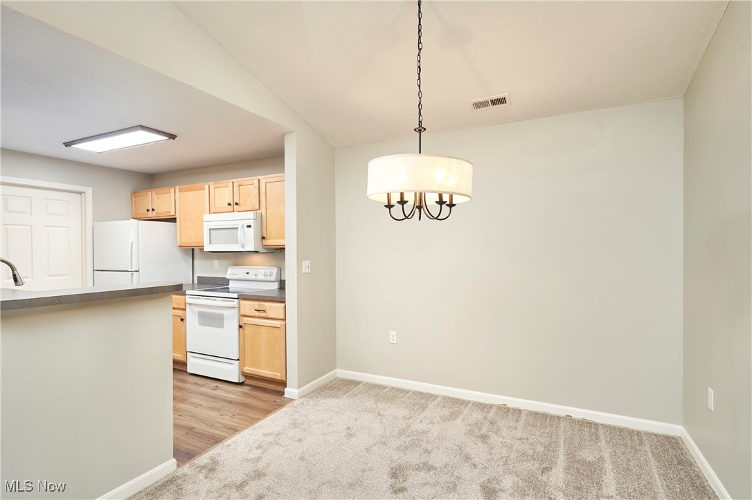 Lenox Village Condo Ph 02 - Residential